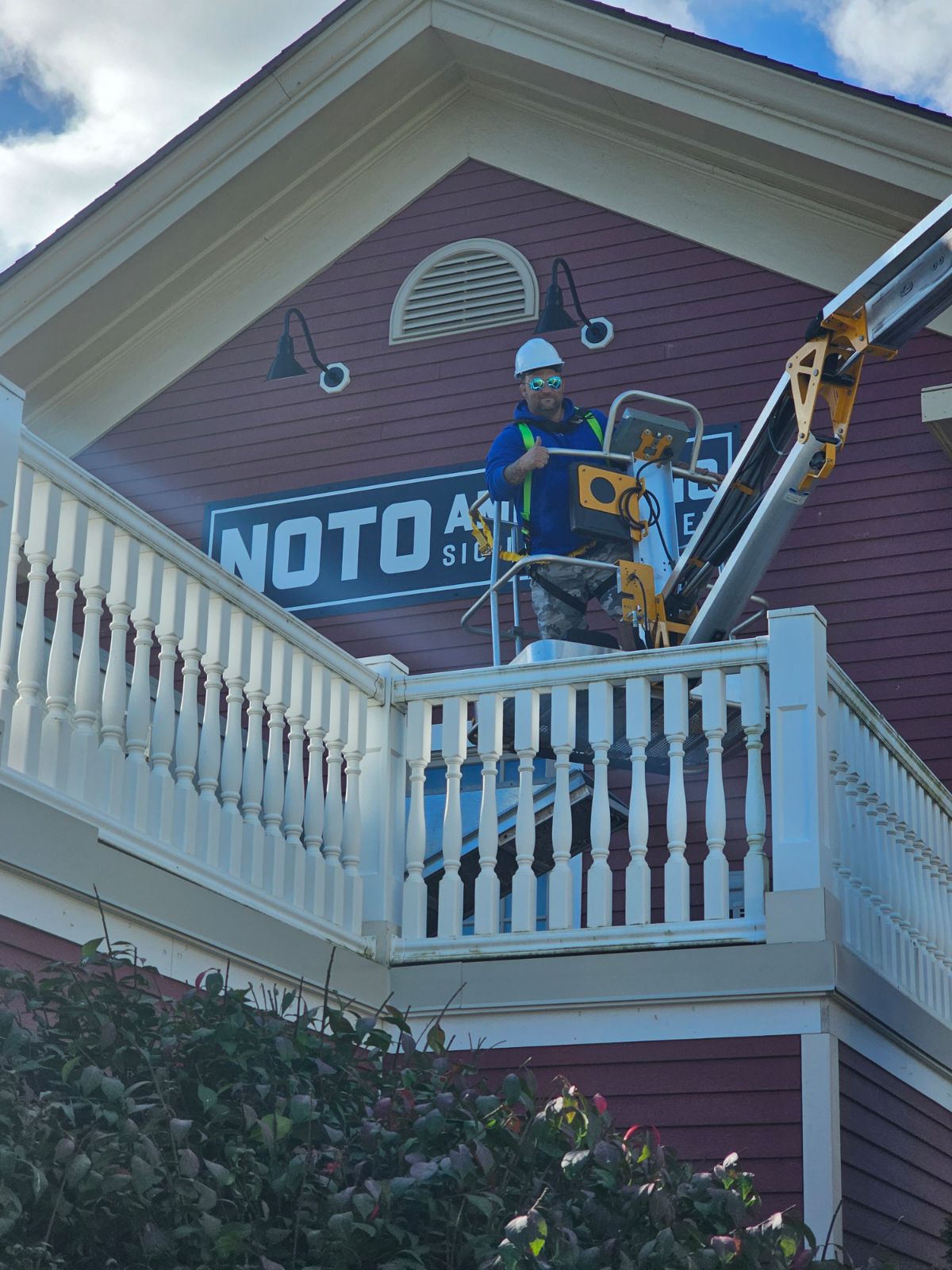 Legendary Graphix at work